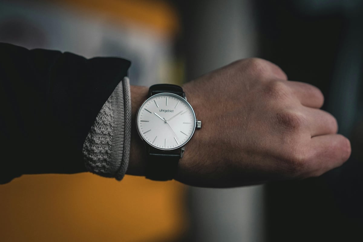 Come scegliere il migliore orologio da uomo: le caratteristiche per valutare l’acquisto